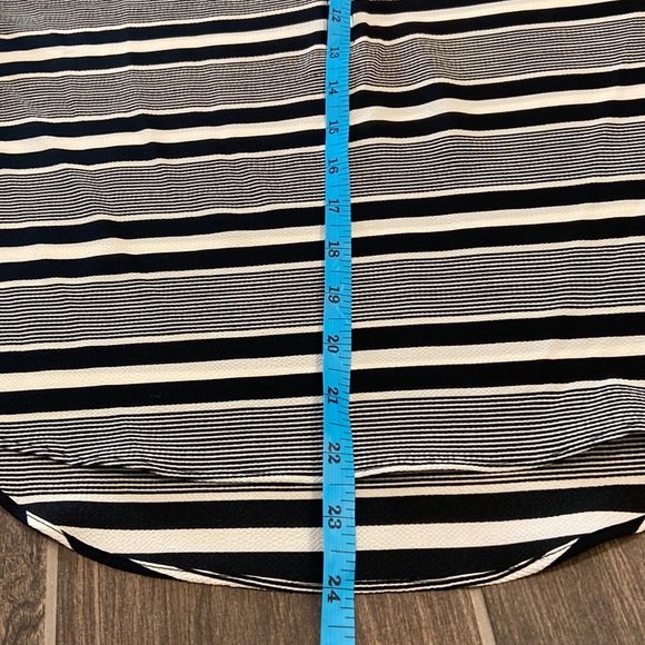 Calvin Klein Striped V neck Blouse - Picture 6 of 7